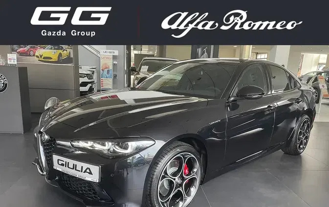 alfa romeo giulia kołaczyce Alfa Romeo Giulia cena 245000 przebieg: 1, rok produkcji 2023 z Kołaczyce